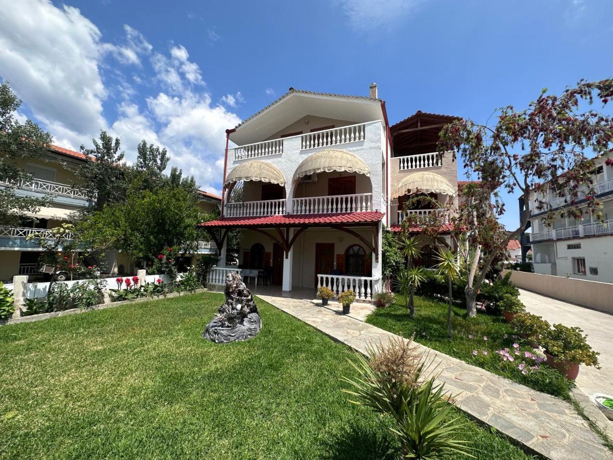 The Flower Apartments Τορώνη Εξωτερικό φωτογραφία