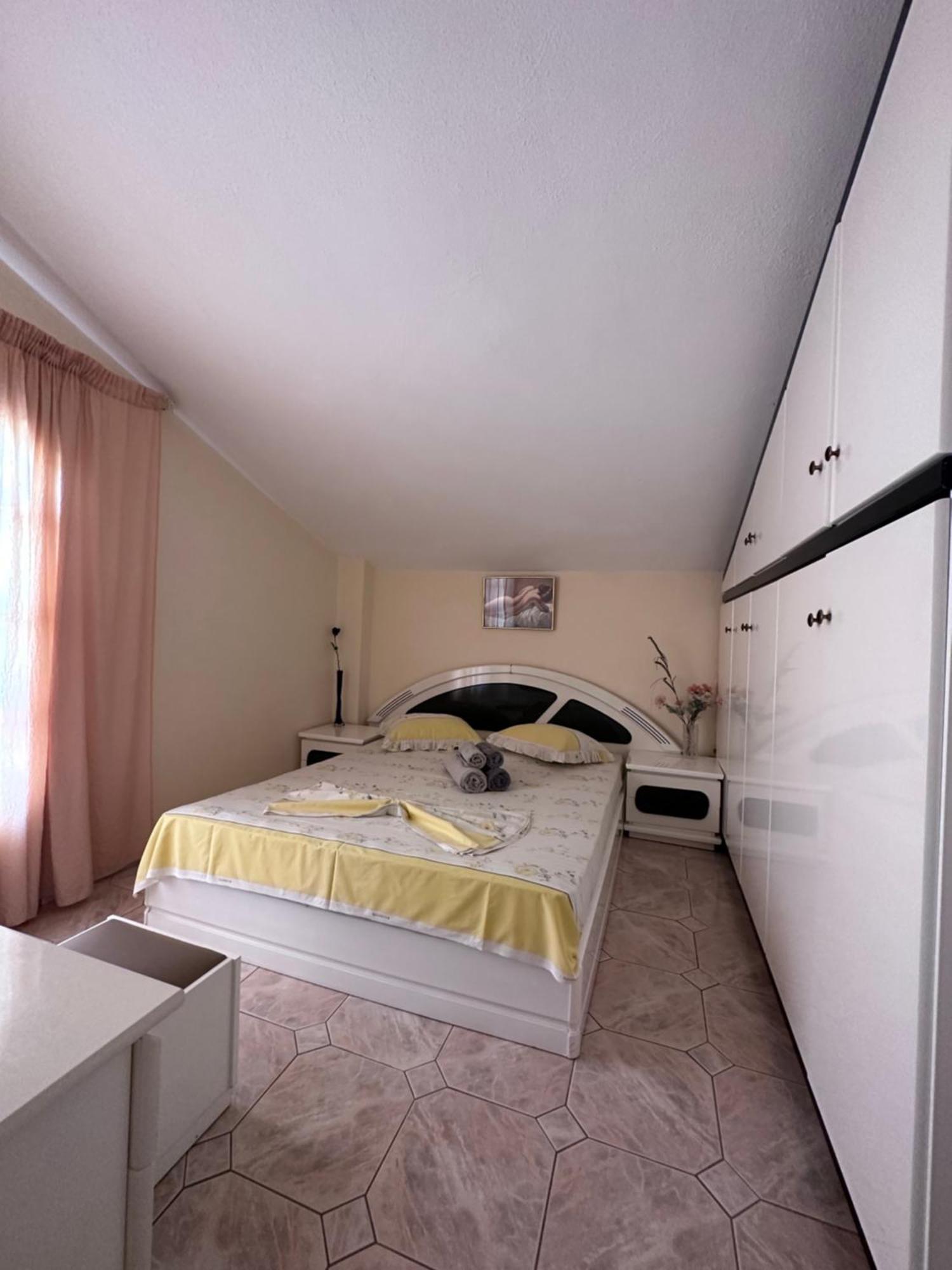 The Flower Apartments Τορώνη Εξωτερικό φωτογραφία