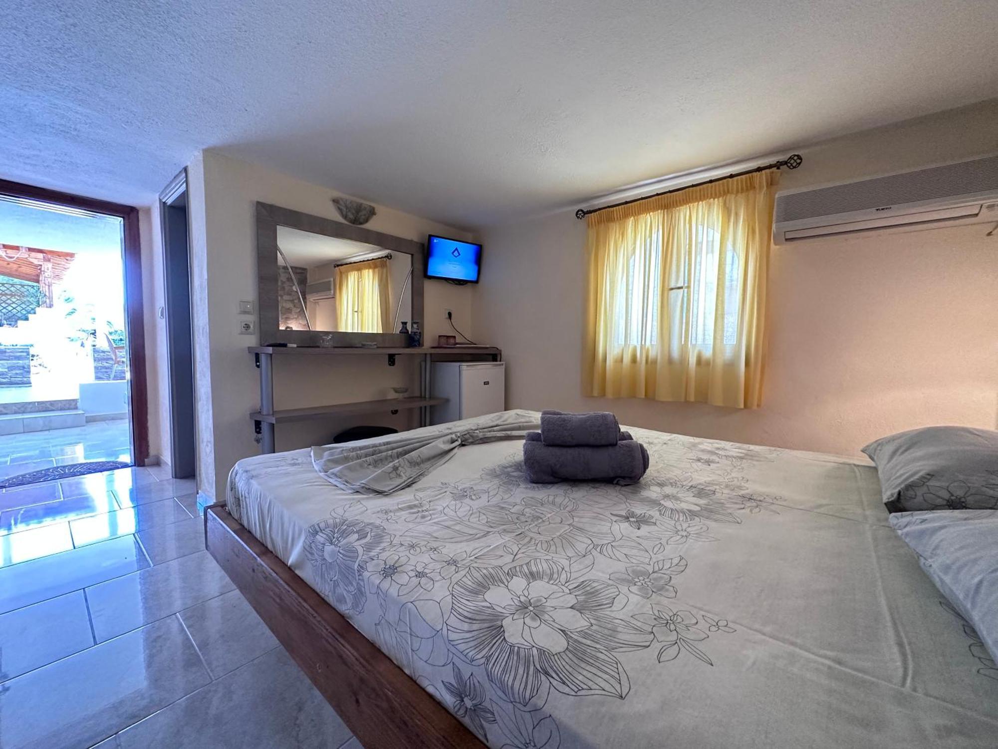 The Flower Apartments Τορώνη Εξωτερικό φωτογραφία