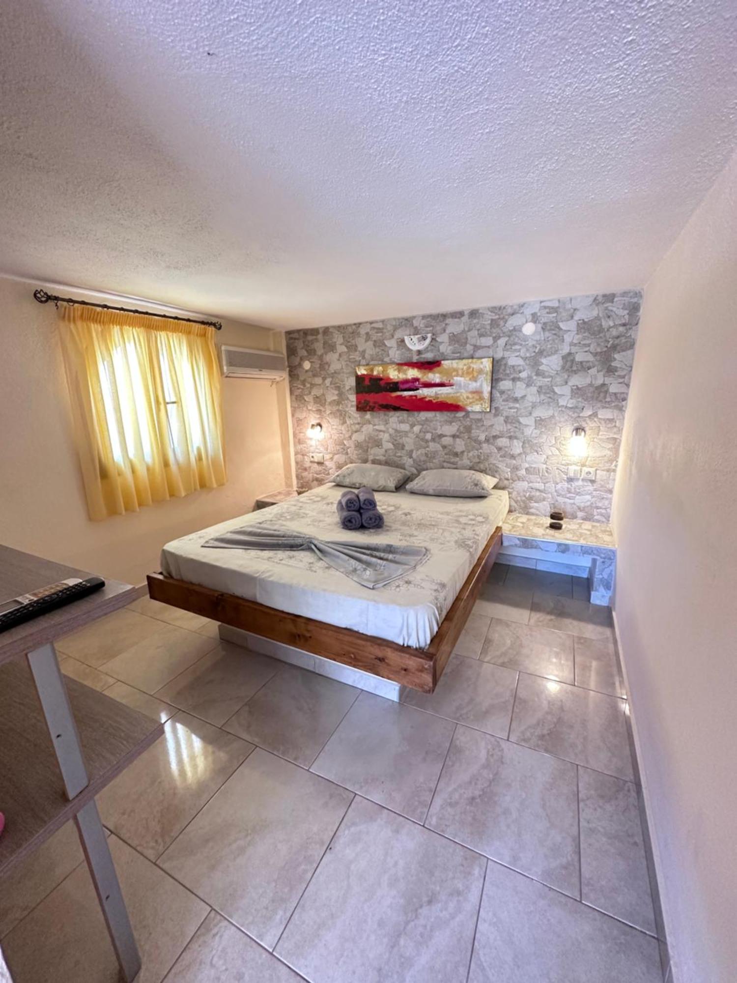 The Flower Apartments Τορώνη Εξωτερικό φωτογραφία